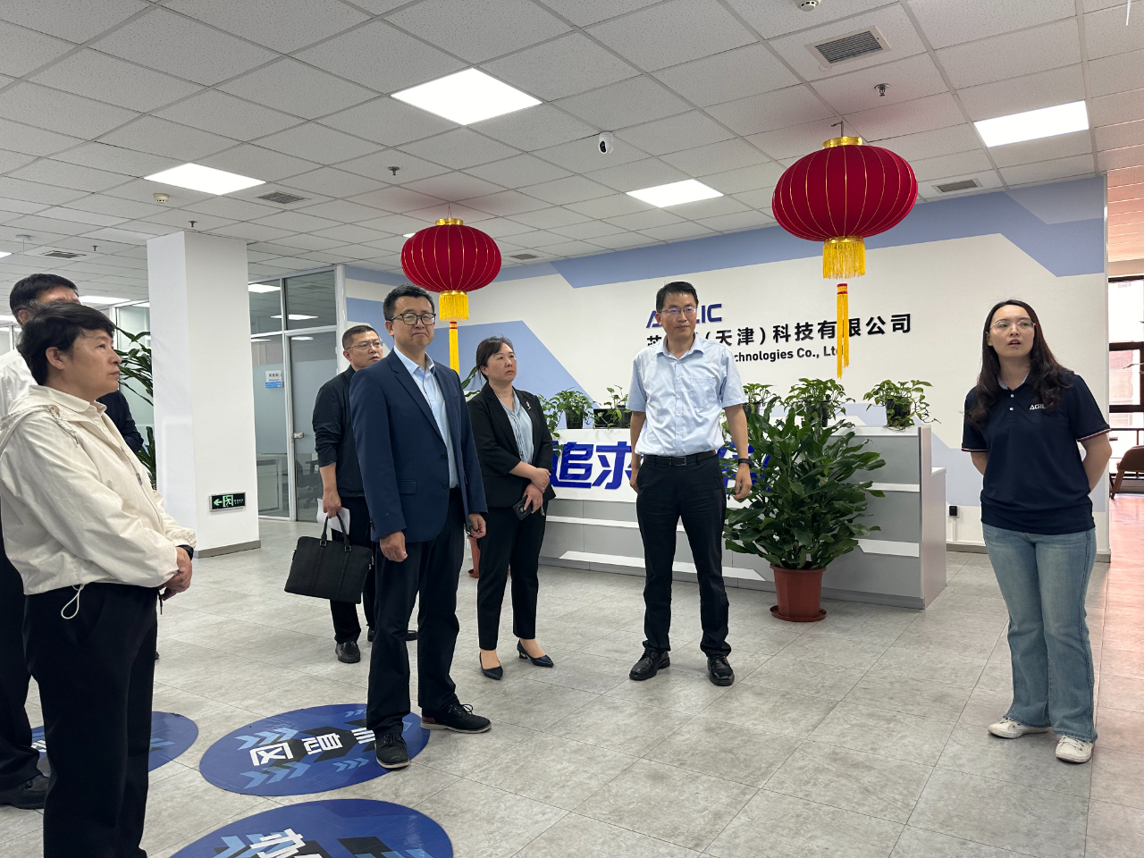 工信部火炬中心党委书记、主任吕先志一行调研芯灵通