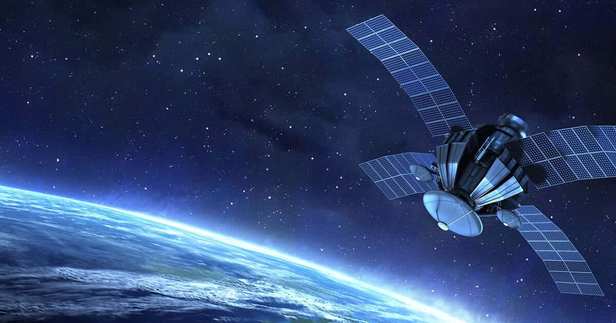 卫星通信如何运作？从太空到地面，信号这样“跑”